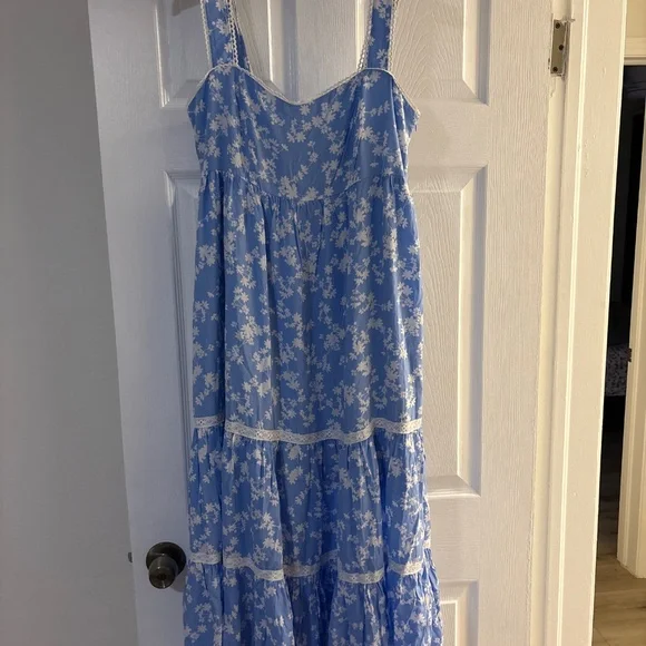 Pink Blush Light Blue Floral Lace Trim Tiered Maternity Maxi Dress - Picture 4 of 5